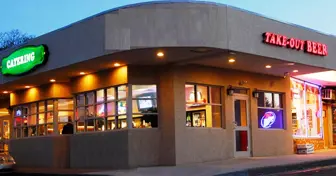 Pizza Shop – $30K+ Weekly Sales – $675,000 (Seller Financing)