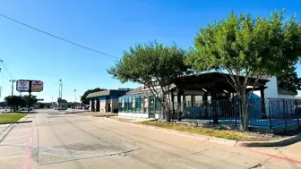 2,700 SF BIJ free standing restaurant w/patio & drive thru (new FF&E)