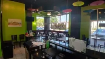 Established Thai Restaurant in a medical district!