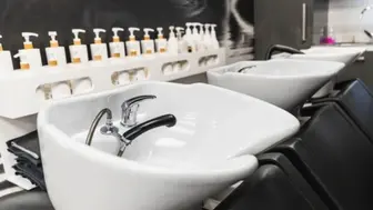 Beautifully Built out Salon Suites in North Phoenix