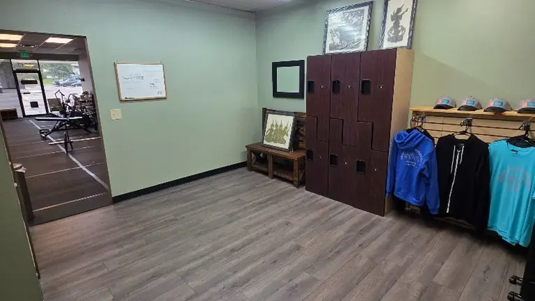 Lockers, LVP throughout locker room