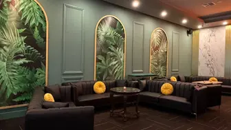 Upscale lounge -Owner sale