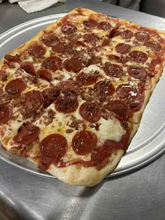 Pizzeria Restaurant & Bar $249,900