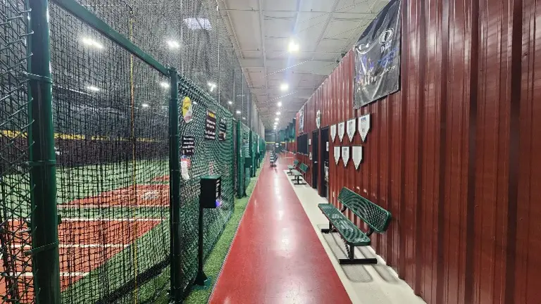 17 Cages in total with 4 Pitching Machines
