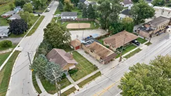 Iconic Mott’s Lounge in Burlington finally for sale!