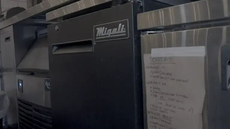 nitro coffee/seltzer nitro coffee/seltzer