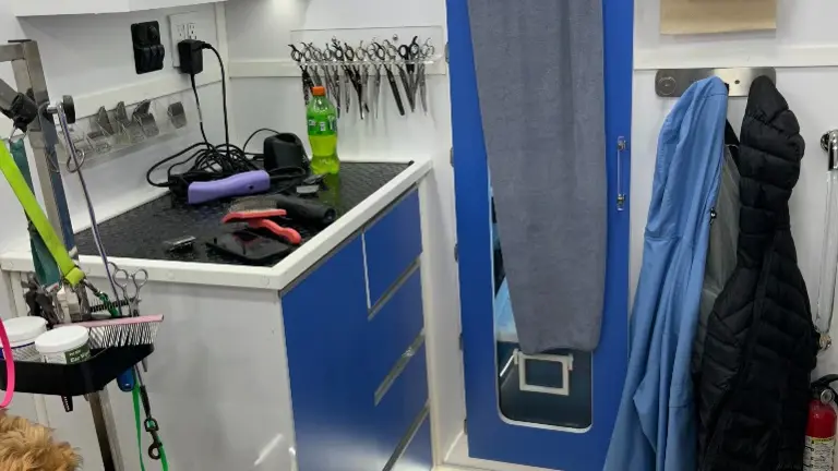 Storage Grooming Area Storage Grooming Area