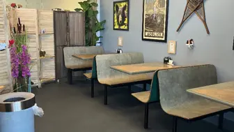 Turn-Key Deli For Sale – $30K/Month Sales – New Berlin, WI – Fully Equ