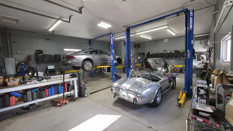 Mechanic &amp; Alignment Shop