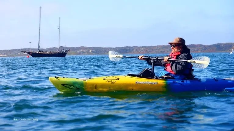 Experienced kayakers with shoulder or joint problems