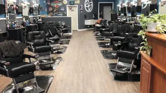 19 Year Established Barbershop for Sale