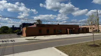 Industrial Building for Sale – Great Office Space