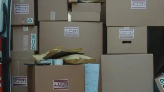 Well-Established Turnkey Packing & Shipping Store