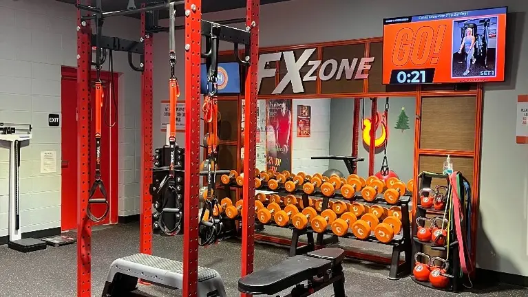 Functional Training Zone (FX ZONE) Functional Training Zone (FX ZONE)
