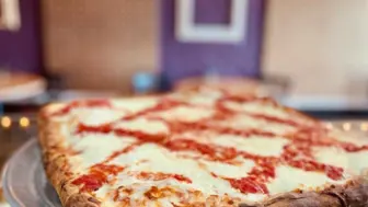 Semi-Absentee Pizzeria in the Middlesex County.