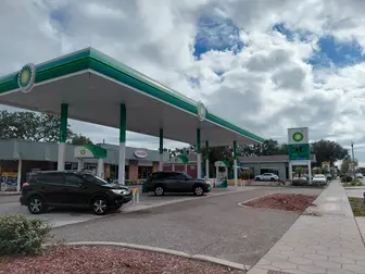 BP Gas Station North of Downtown St Petersburg!!