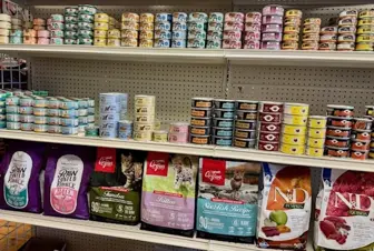 High-Traffic Neighborhood Pet Supply Business