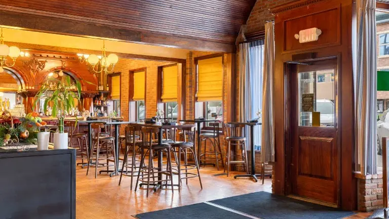 Main Street Entranace Main Street Entranace