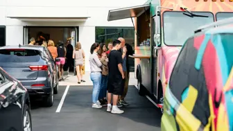 Popular, Profitable Tampa Food Truck for Sale with Indoor Dining!