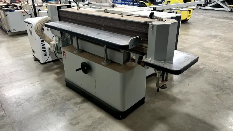 12 Oscillating sander 12 Oscillating sander