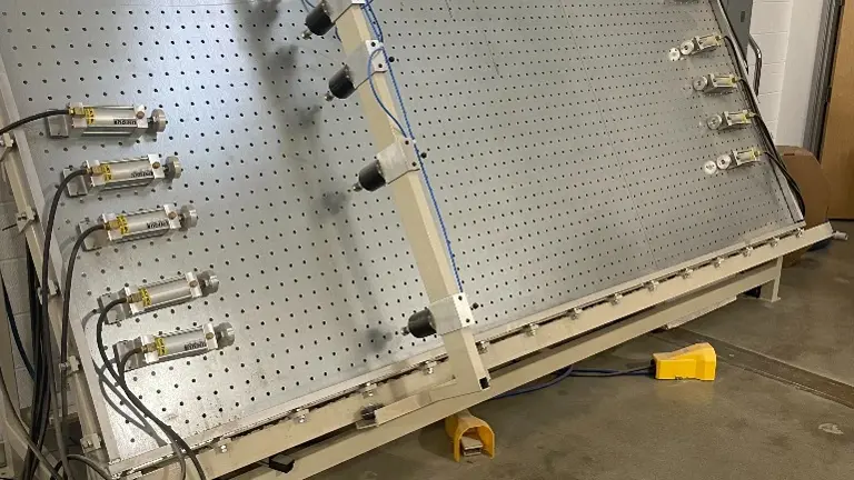 Unique Vertical Frame Table 285 Unique Vertical Frame Table 285