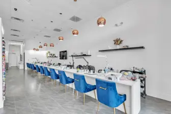 Upscale Nail Salon for Sale – Southwest Las Vegas