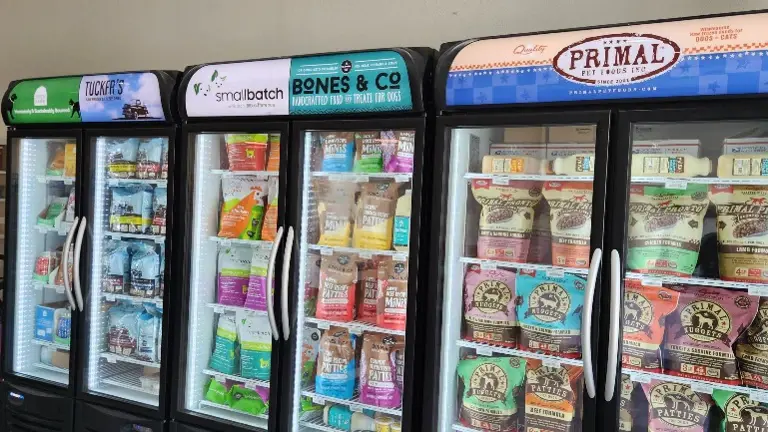 High Quality Food at PetNMind High Quality Food at PetNMind