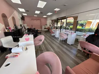 Established Beauty And Nail Salon & Spa - Fully Renovated -Near Fiu