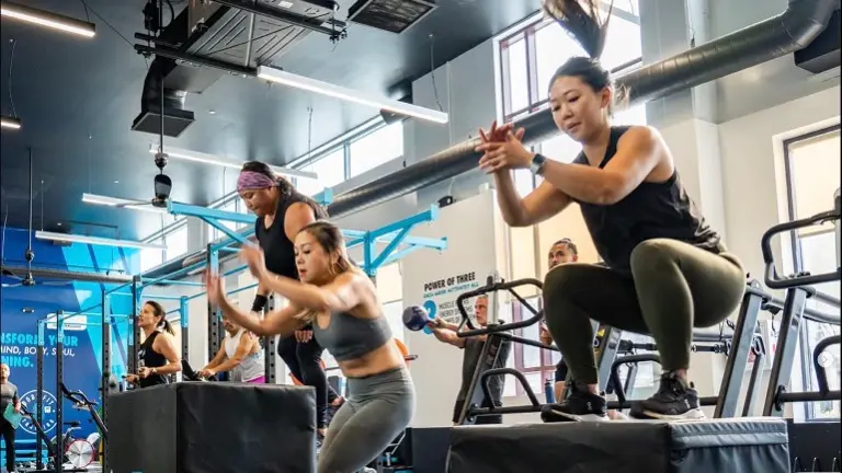 Full equipped studio, functional training made simple.