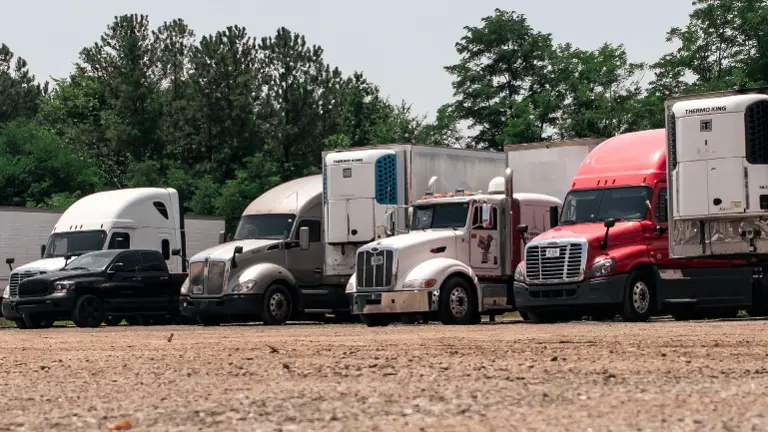 Trucks and Trailers Park Trucks and Trailers Park