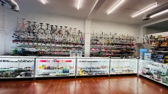 Turnkey, high-cash-flow smoke shop in the heart of Miami!