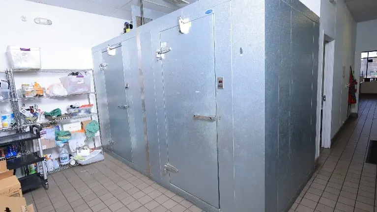 Walkin Cooler.