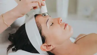 Launch-Ready Spa Business Package – High-End Equipment & Client List