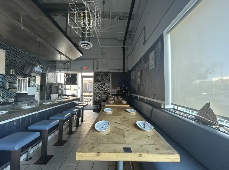 Dining Area Dining Area