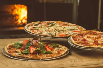 Profitable Franchise Pizza Restaurant – Prime Location