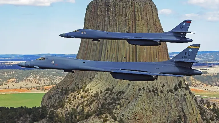 Example of an air-to-air photo. Full copyrights included with nearly a half million images. Example of an air-to-air photo. Full copyrights included with nearly a half million images.