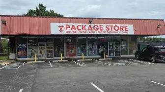 Prime location Liquor Store