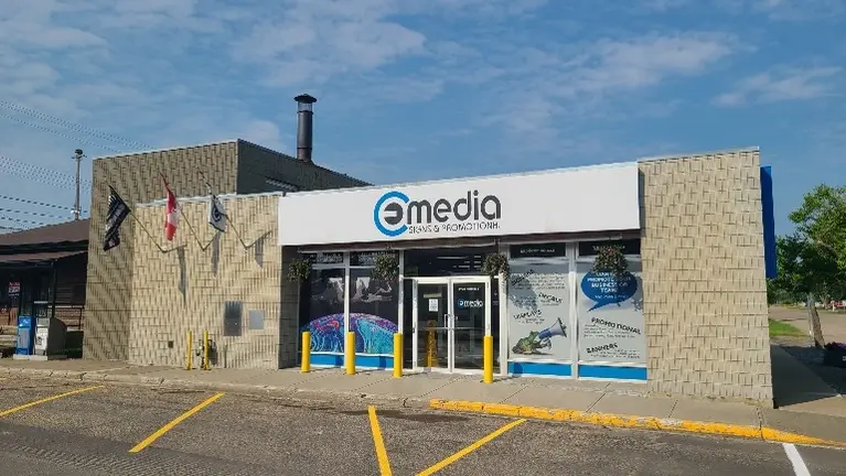 Located downtown Located downtown