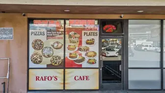 Rafo's Cafe!