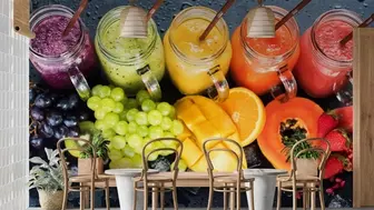 High-Traffic Juice Bar | $550K+ Revenue | SBA Pre-Approved + Turn