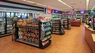 Vinni's Listings Wow Convenience Store Market with #10 LL and Smoke