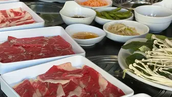 Popular North Hollywood original’s second location in Koreatown