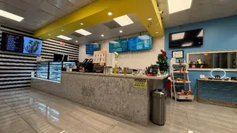 Turnkey Mooresville Restaurant Opportunity in Prime Strip Center