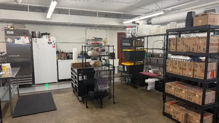 Fully stocked leased kitchen with all the needed equipment for a sustainable catering company.