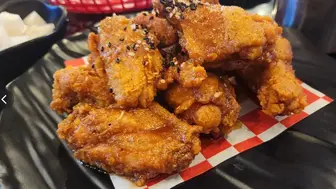 K-Food opportunity — Koreatown chicken shop with full recipe transfer