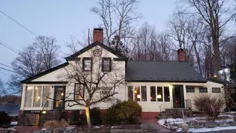Turn-key, Iconic and Historic 1760's Restaurant Warwick, NY for lease.