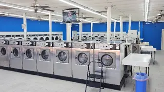 The Realty TX Laundromat Washateria | Boone Rd, Houston