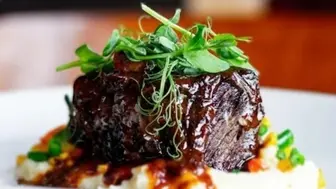 Well-Known Los Feliz Restaurant with Full Bar & Indoor/Outdoor Seating