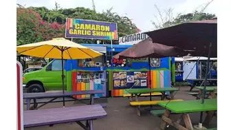 Well-known Haleiwa shrimp truck, a favorite among locals and tourists