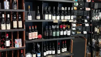 Central Denver bottle shop , motivated seller